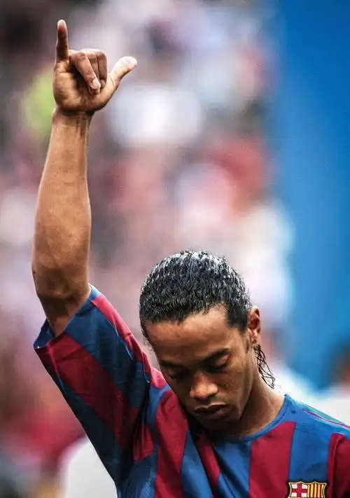 德媒：因赞助合作莱比锡球员需开宝马MINI去训练，违者罚5000欧