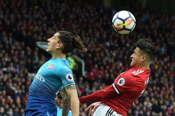 晋级决赛！羽毛球亚团赛中国队3比2战胜日本队央视新闻客户端.