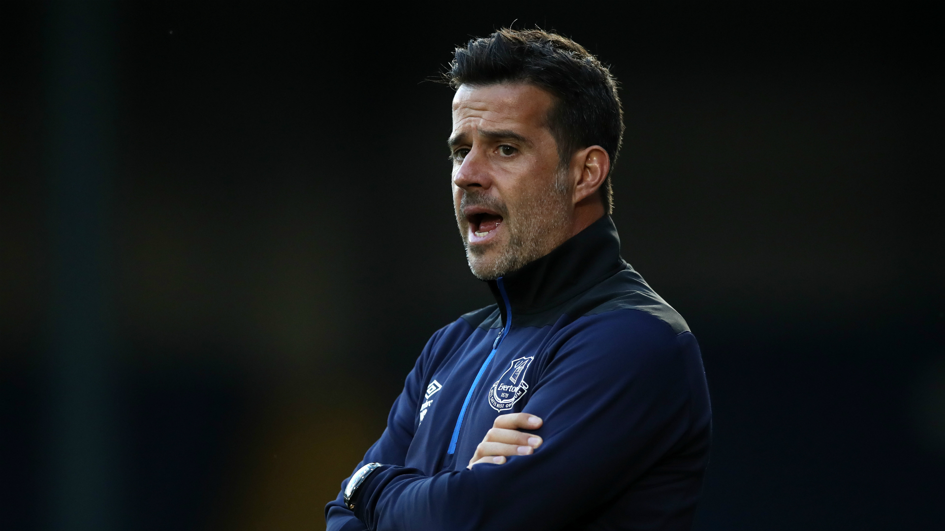 都期盼着球 都期盼着球